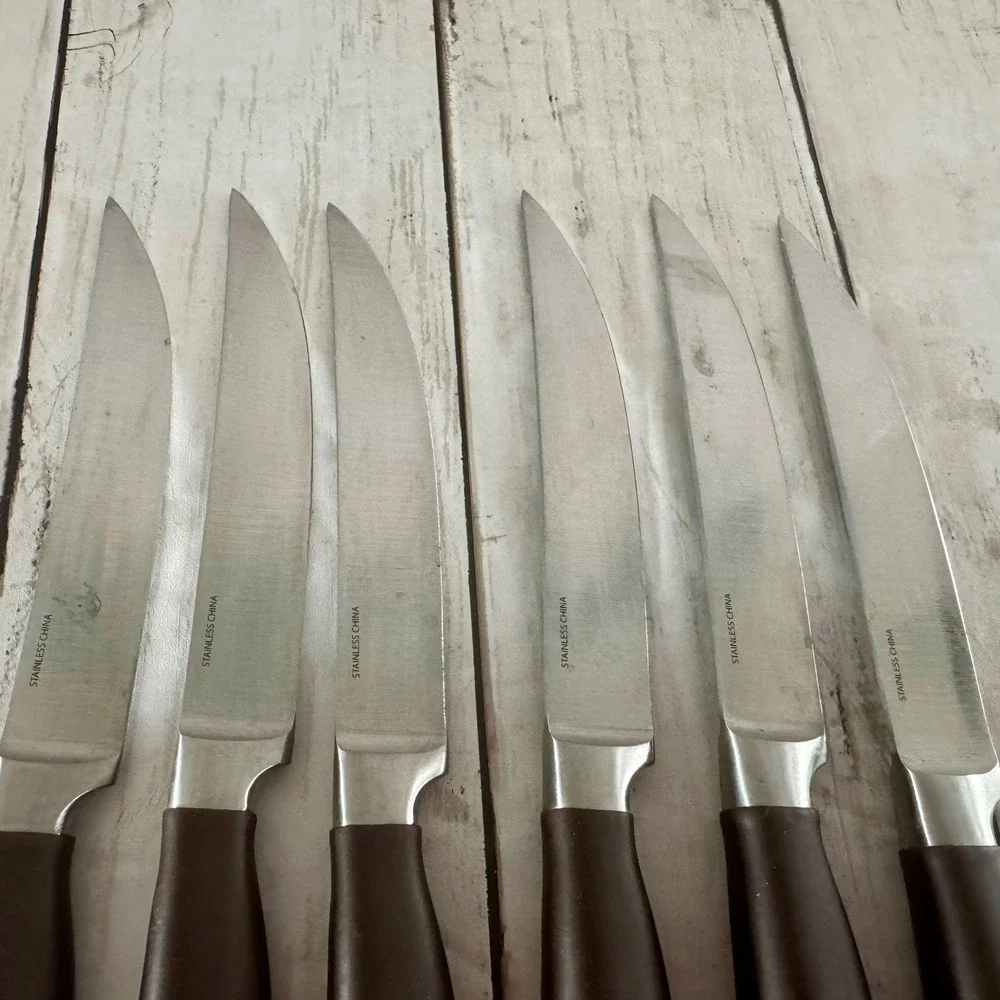 Fiesta 6 Piece Steak Knife Set with Wood Block Chocolate Brown Stainless Steel